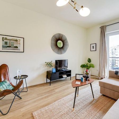 Sweett - Solari Apartment Милано Екстериор снимка