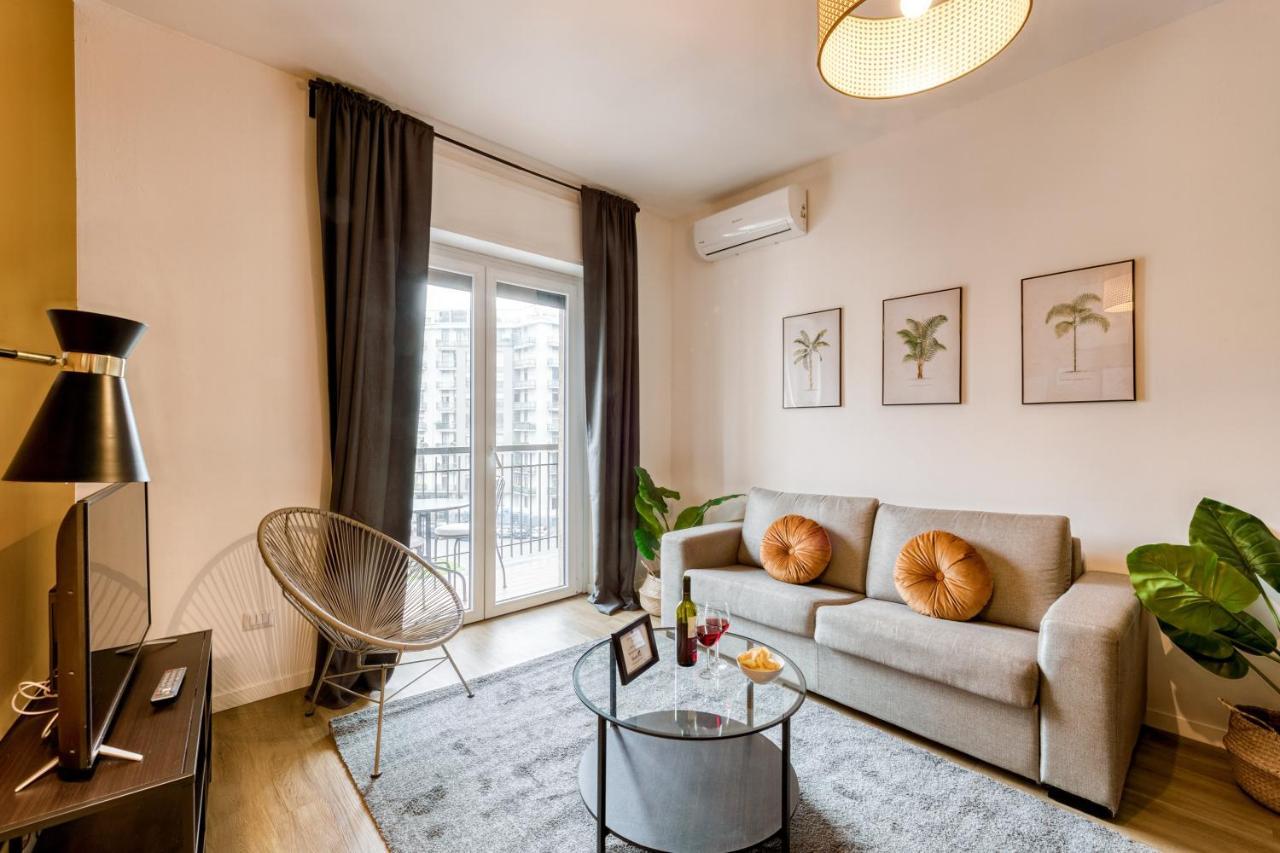Sweett - Solari Apartment Милано Екстериор снимка